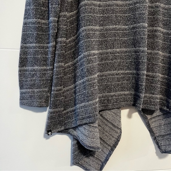 Volcom | Open Sweater - Picture 12 of 15